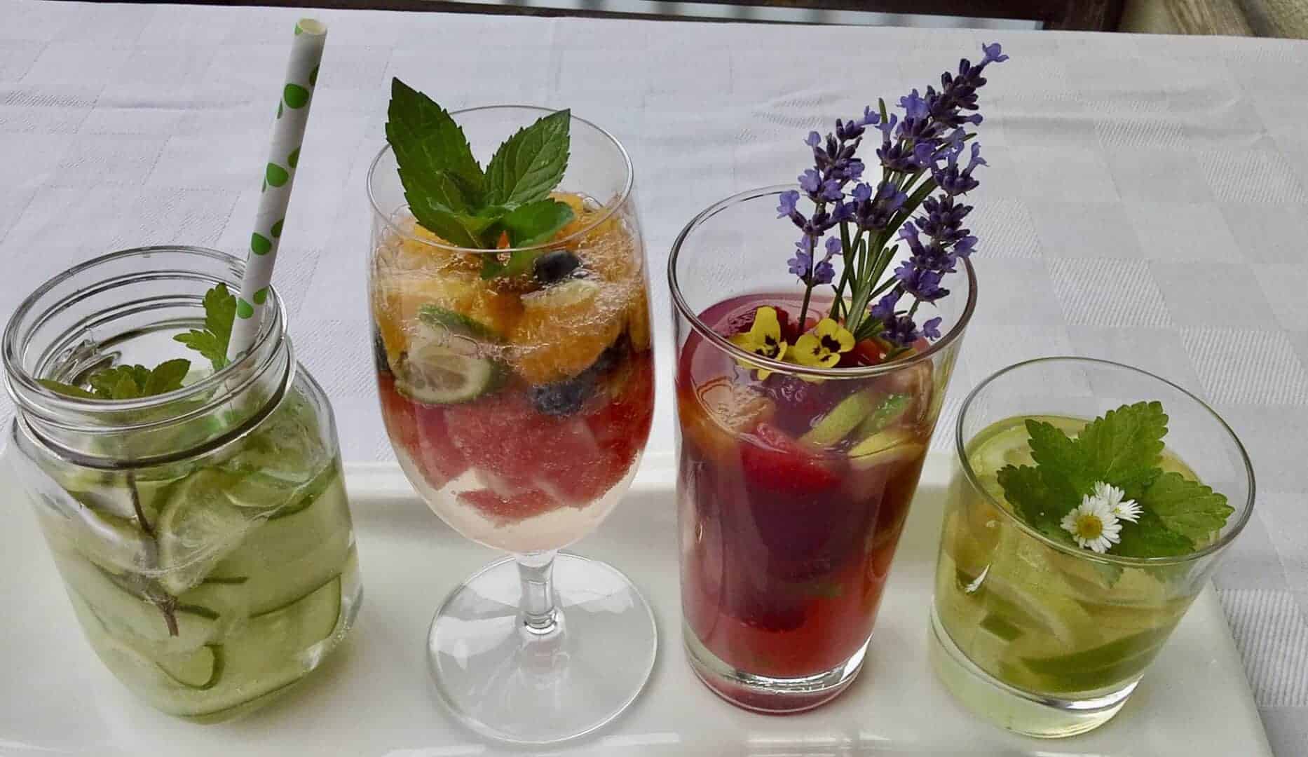 Blüten- und Kräuterwasser  bei Salzburg schmeckt