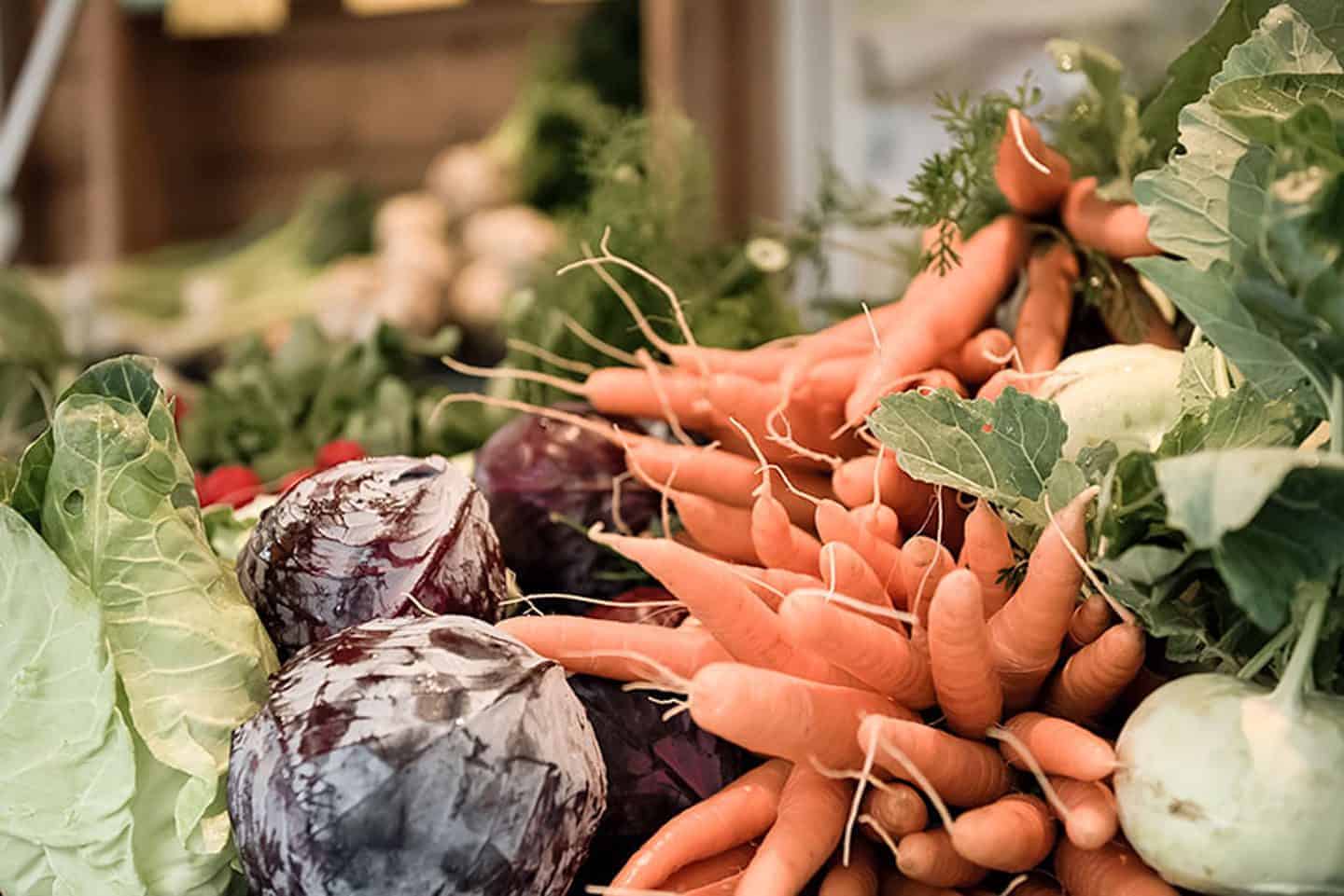 Rollender Biobauernladen bei Salzburg schmeckt