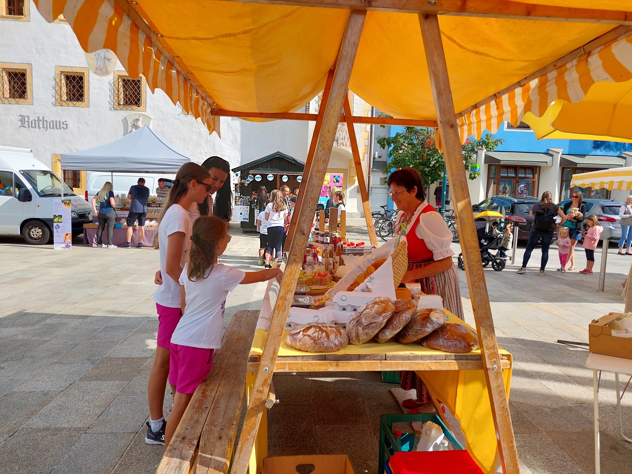 Tamsweger Wochenmarkt bei Salzburg schmeckt