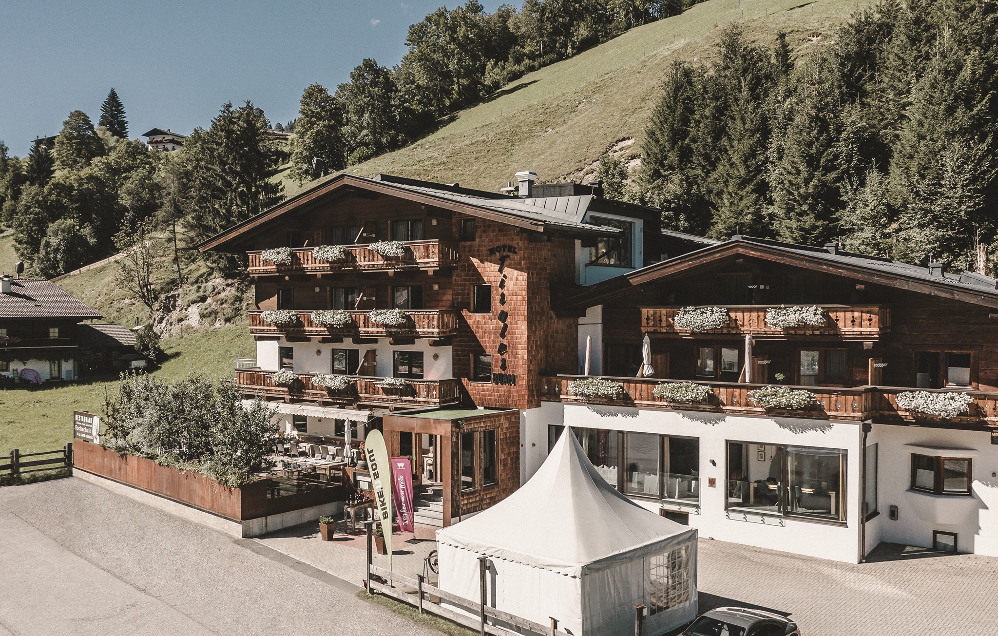 Hotel Tiroler Buam - Familie Mair bei Salzburg schmeckt