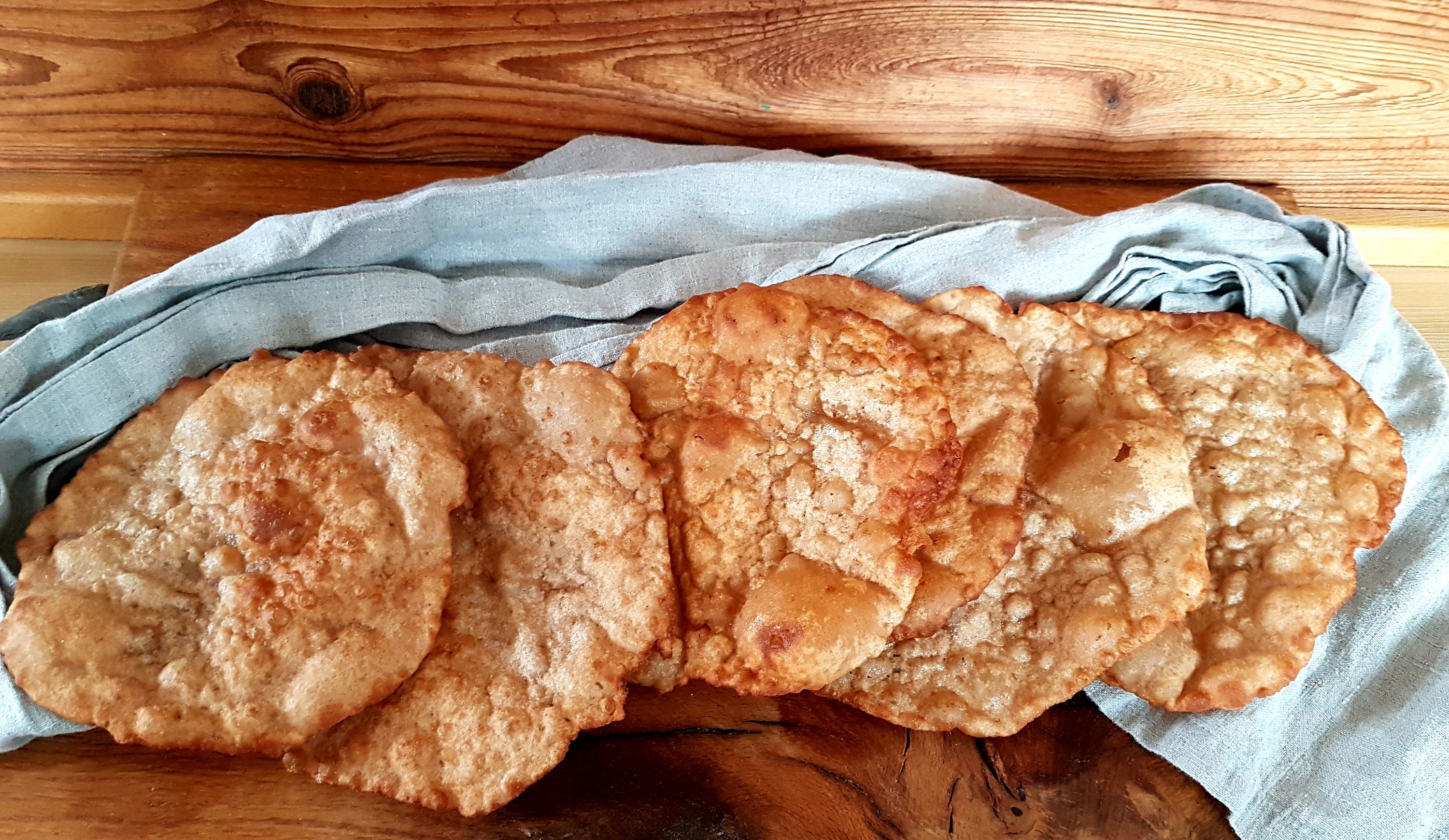 Lammertaler Dampflkrapfen bei Salzburg schmeckt