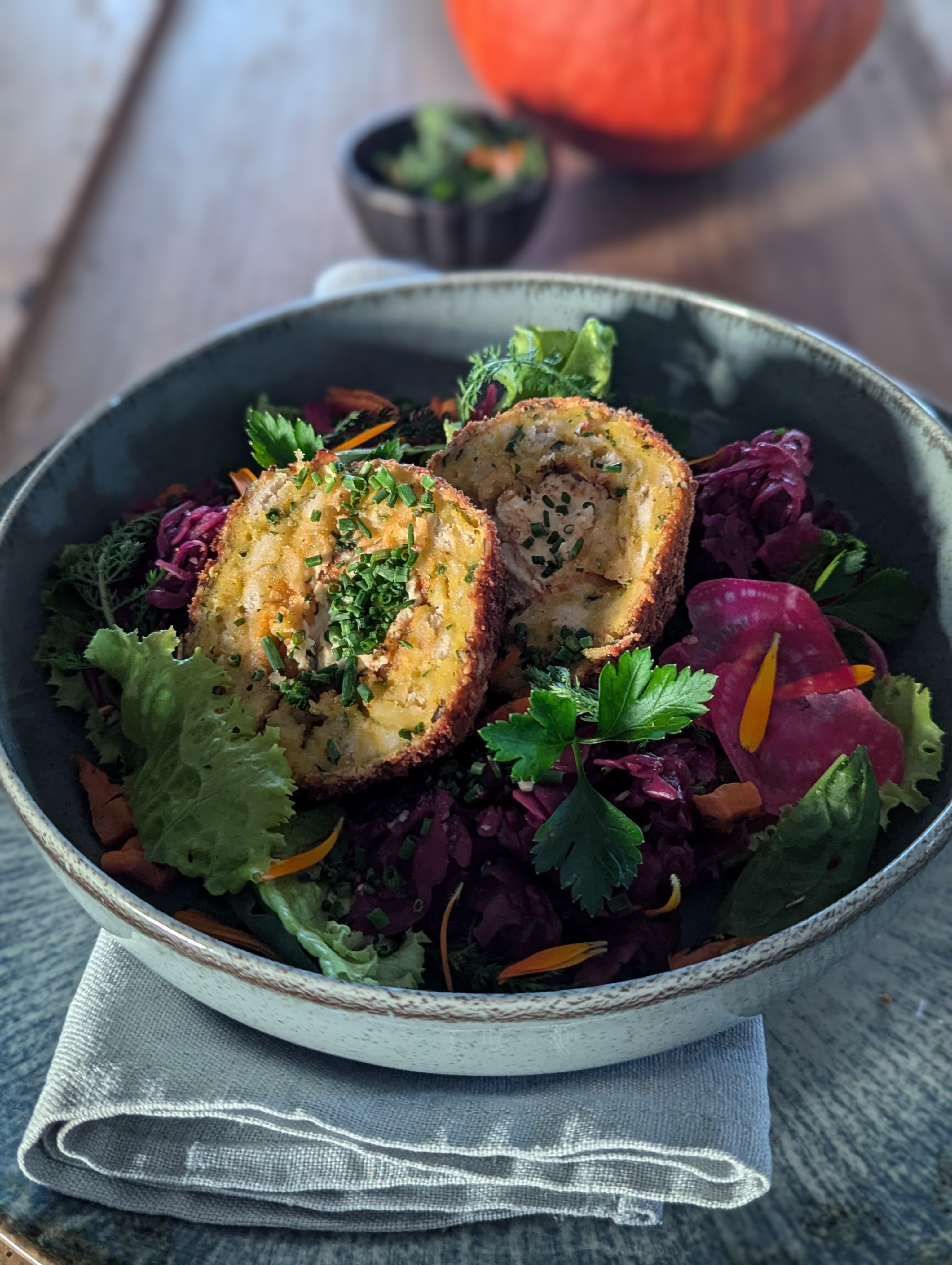 Gebackene Kürbisknödel bei Salzburg schmeckt
