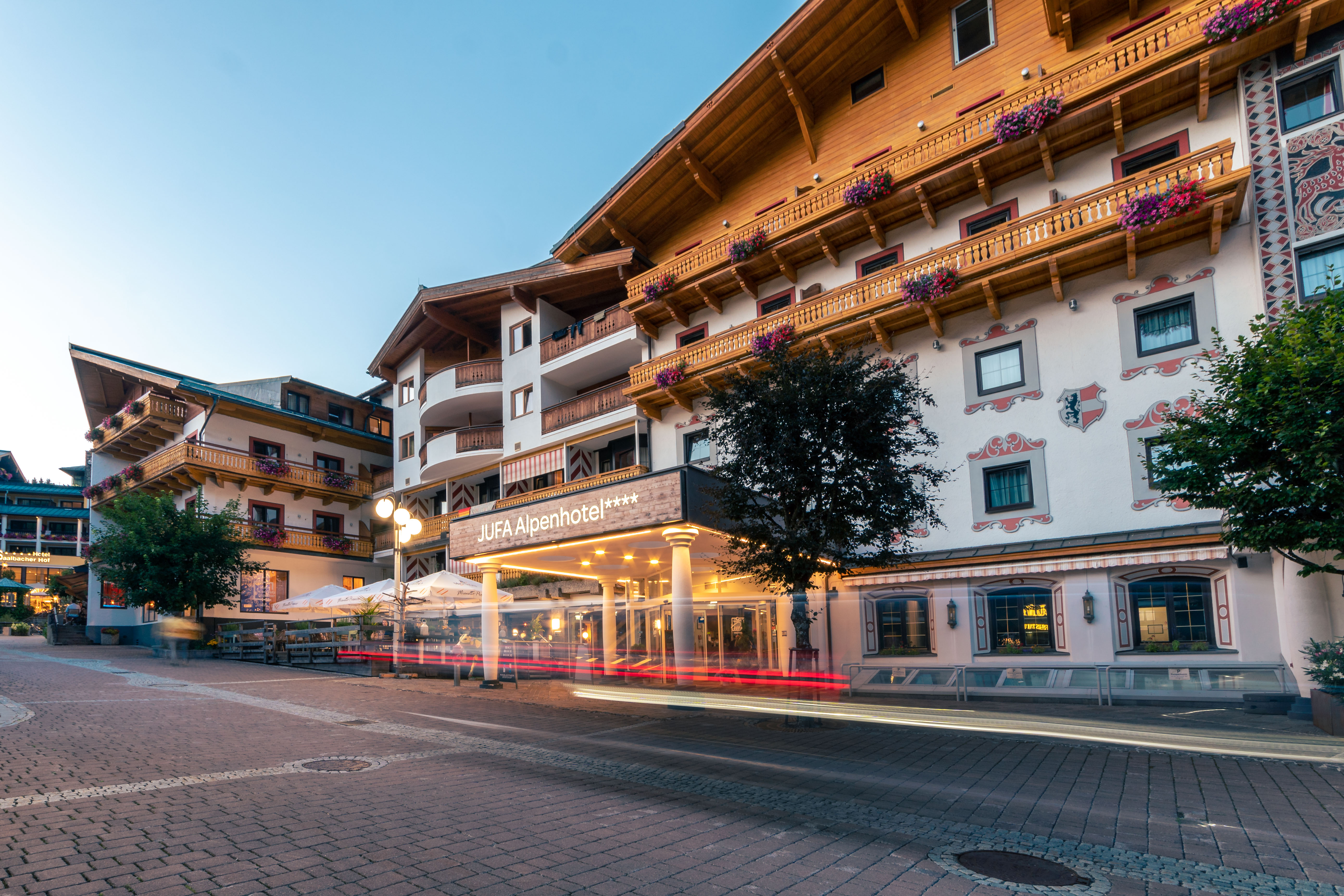 Jufa Alpenhotel Saalbach - Bernhard Mayr bei Salzburg schmeckt