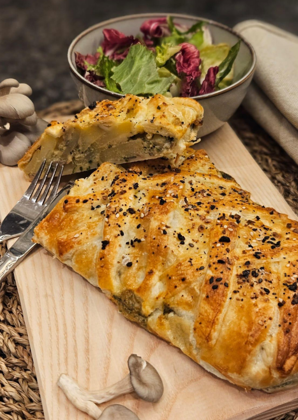 Kartoffelstrudel mit frischen Pilzen bei Salzburg schmeckt