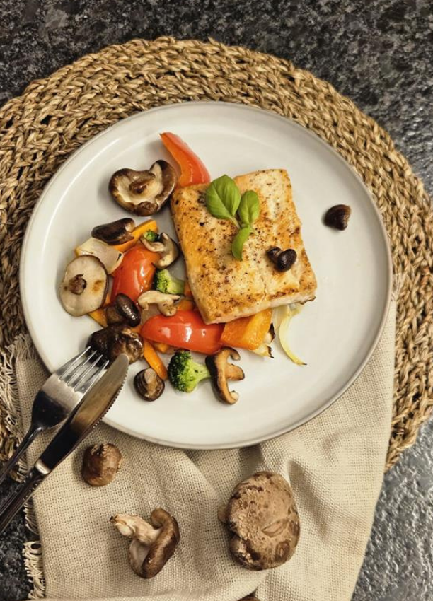 Lachs mit Shiitake und Ofengemüse bei Salzburg schmeckt