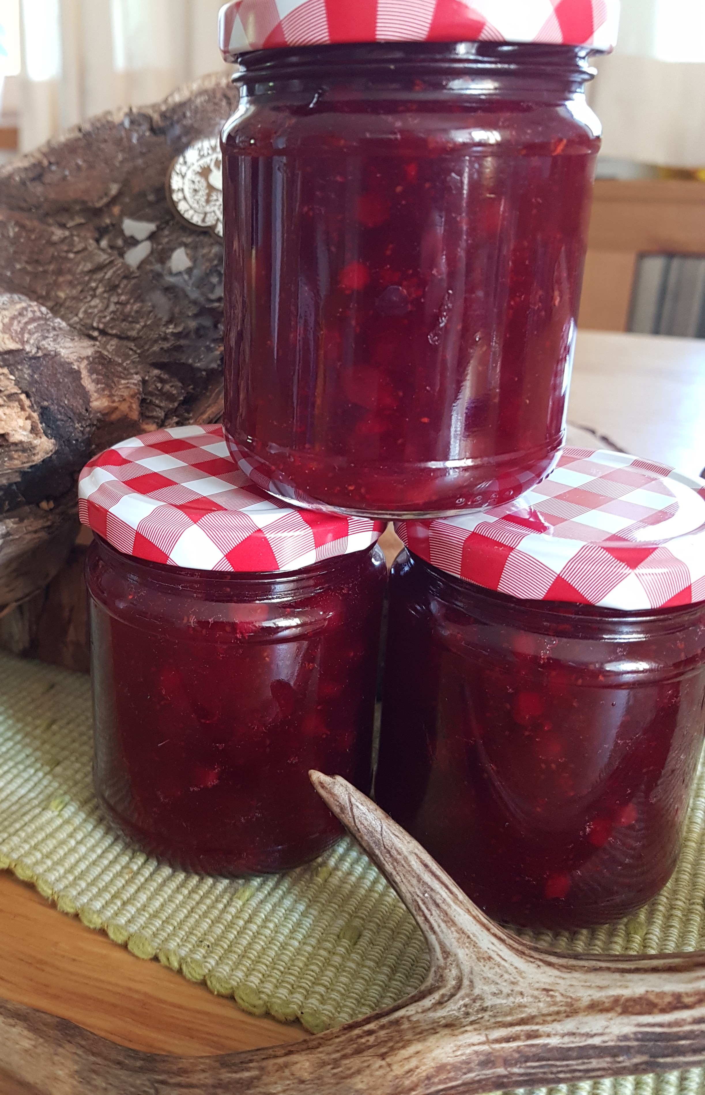 Preiselbeermarmelade bei Salzburg schmeckt