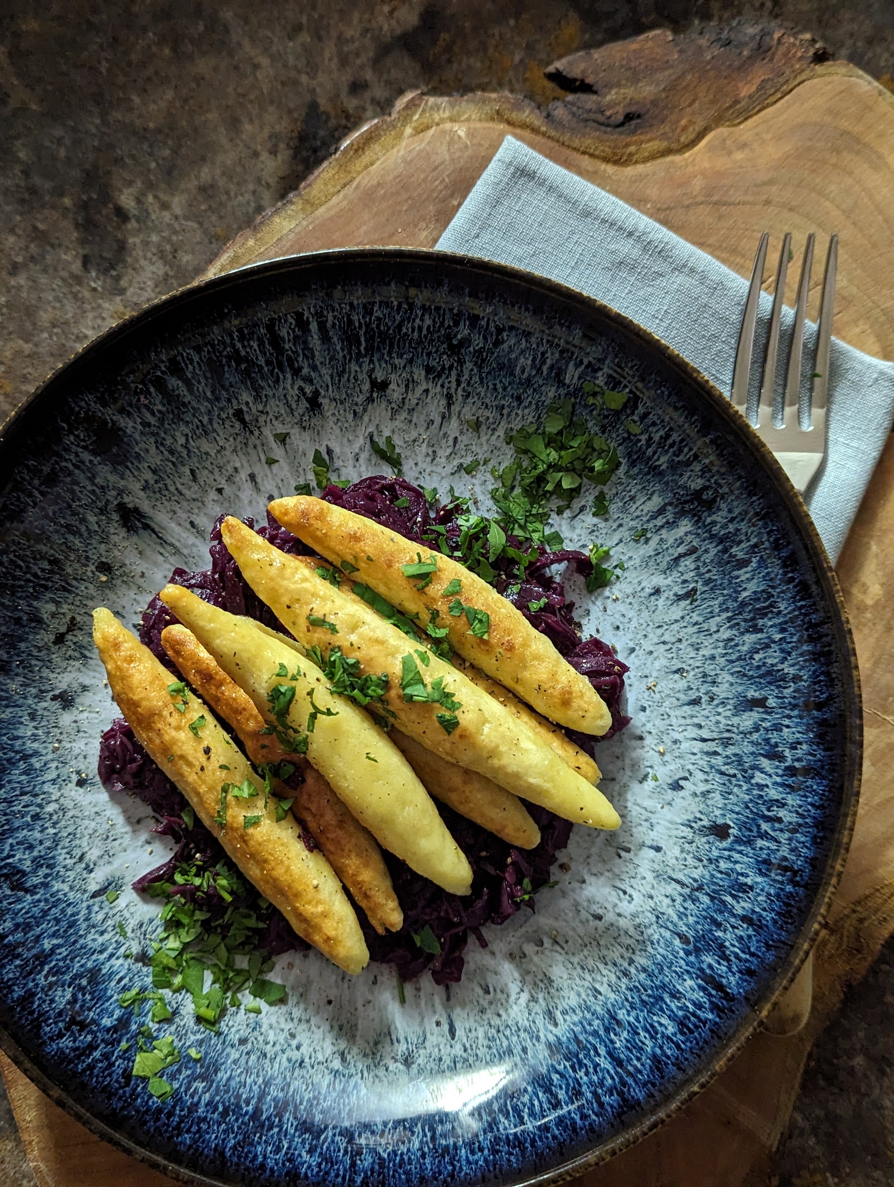 Schupfnudeln aus Kartoffelteig bei Salzburg schmeckt
