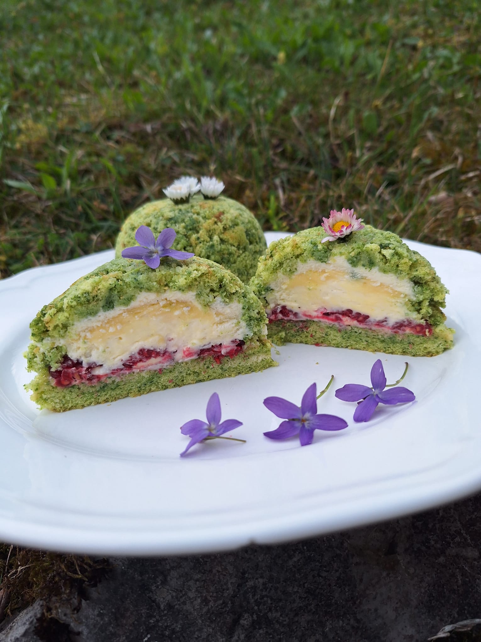 Süße Ostertörtchen bei Salzburg schmeckt