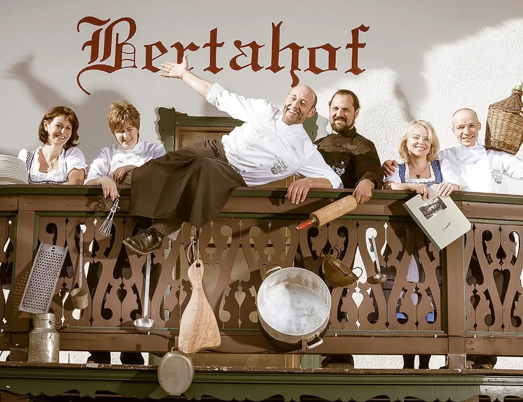 Das Küchenteam des Bertahof beim Fotoshooting