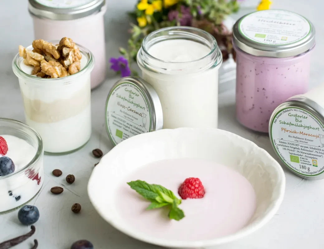 Joghurt Produktvielfalt vom Biohof Mitterhub in Großarl