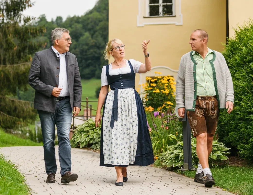 LR Schwaiger in der Gemeinde Lend