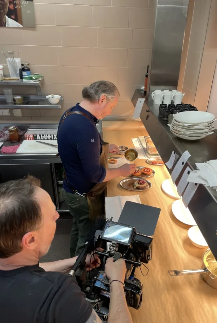 Andreas Döllerer in der Küche