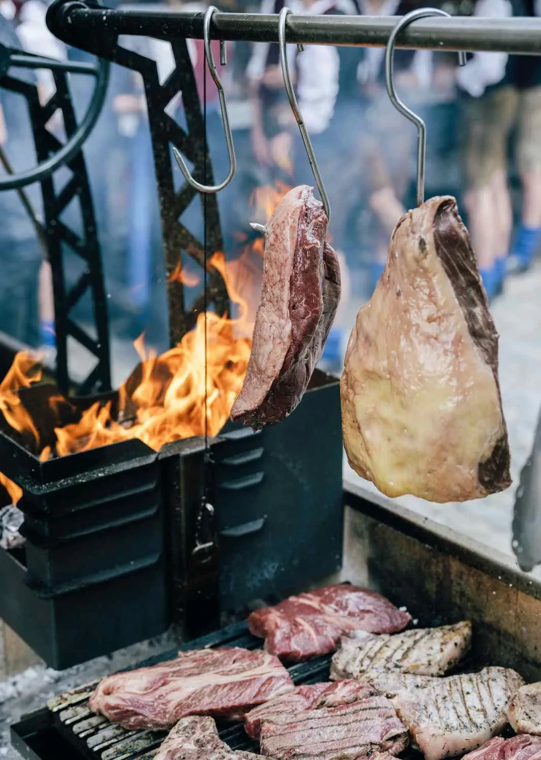 SalzburgerLand Genuss-Fest in Altenmarkt Musik regionale Produkte Verkosten Rind Grillfleisch