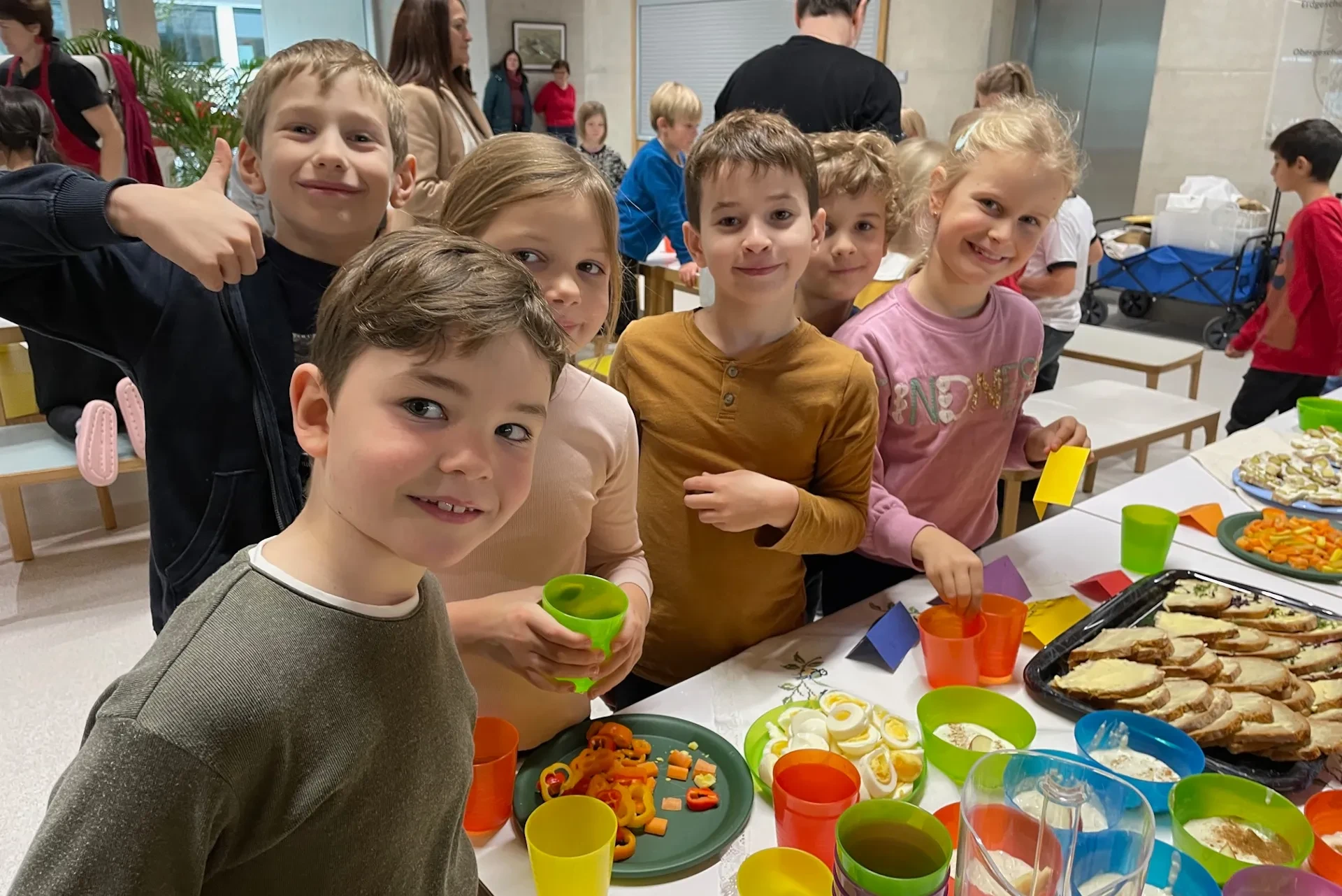 Salzburg schmeckt auf RTS Dezember 23_Kinder in der Volksschule Anif