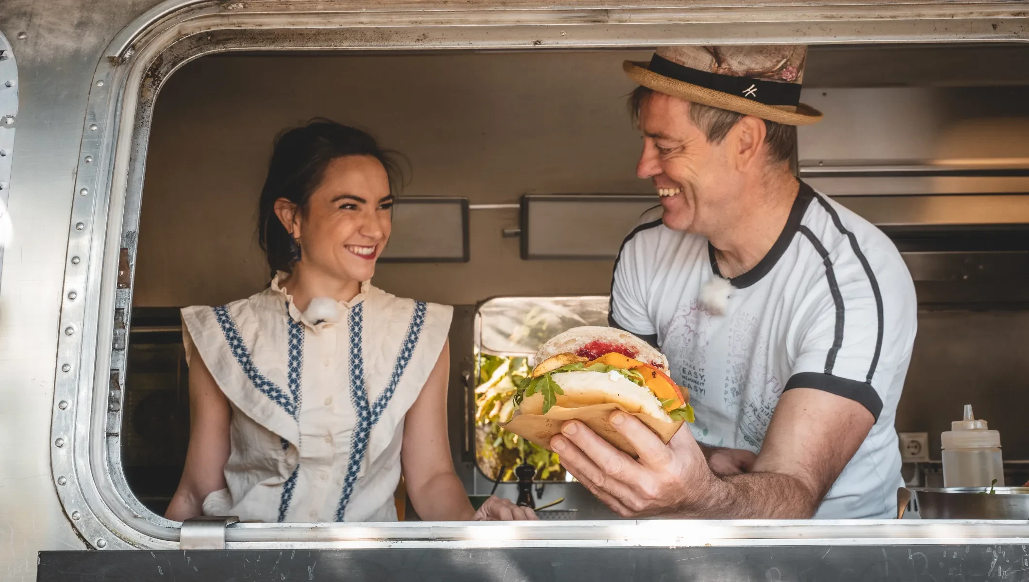 Genusstagebuch#52_Elisabeth Eisl und Thomas Eisinger im Foodtruck