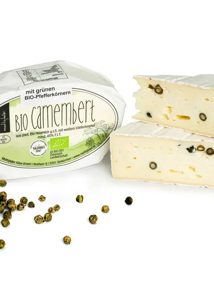 Camembert mit grünem Pfeffer