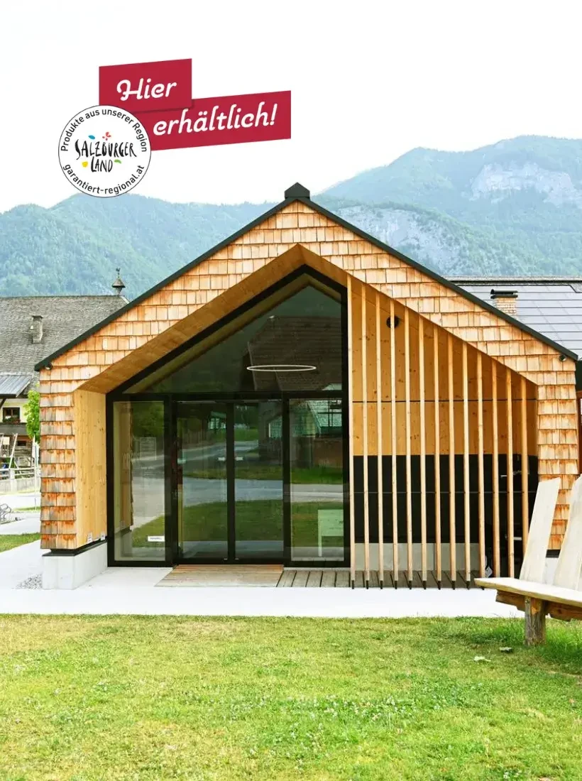 12_Bio Hofladen WOLKE7_Außenansicht_Outdoor Lounge mit slhz 2 © Eisl