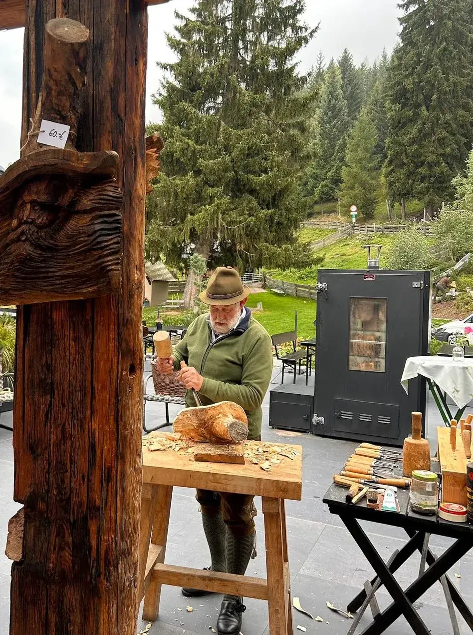 Bauernmarkt Schlöglberger Mann mit Hut