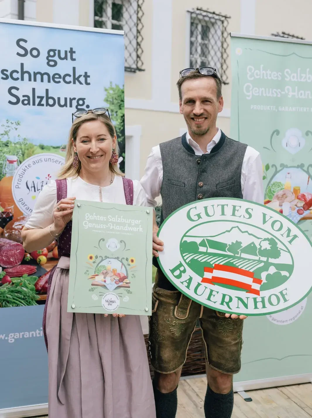 Katharina Stefan Lanner Neubach Edelhuat mit SL Tafel und Gutes vom Bauernhof 