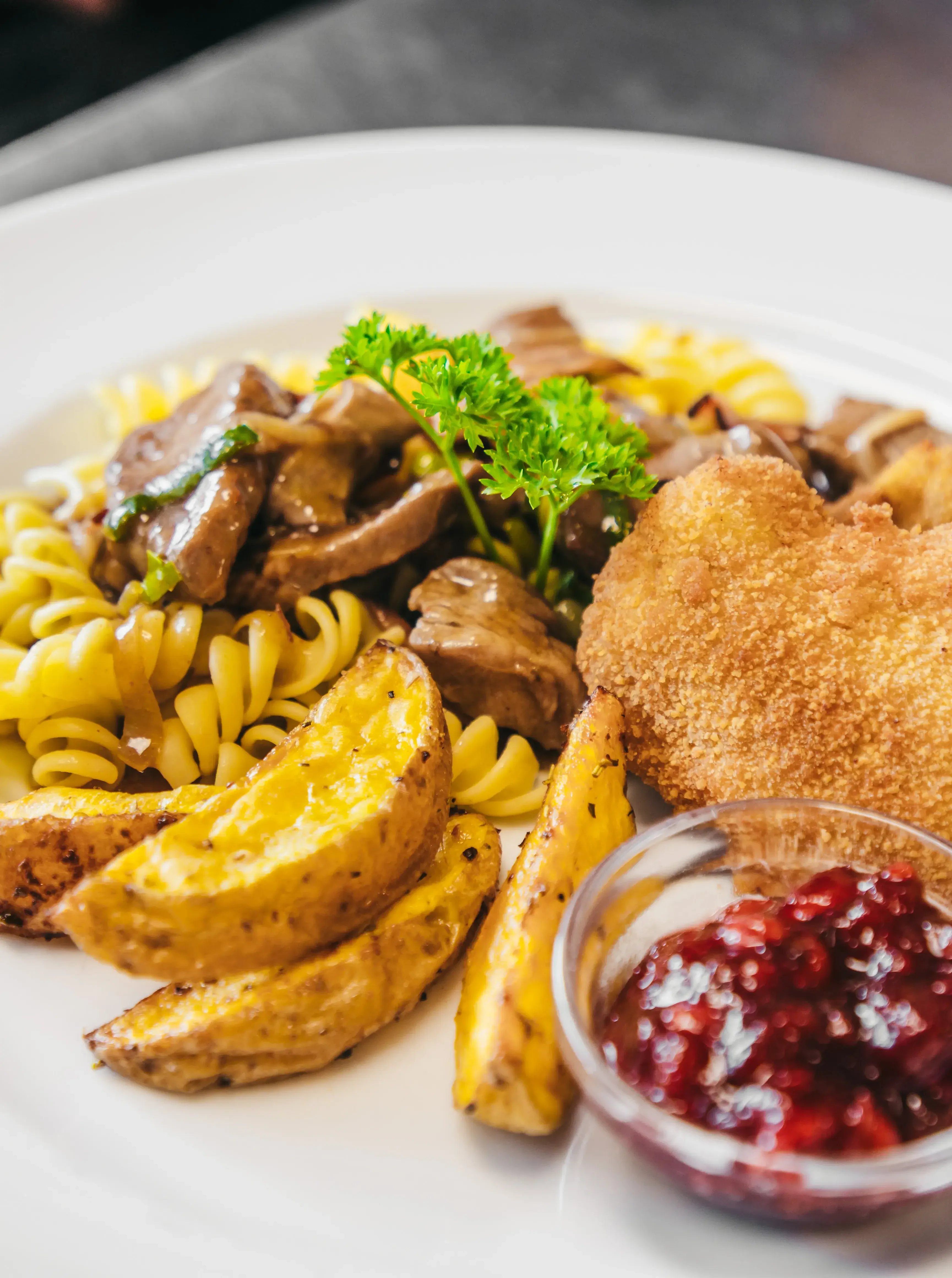 Zweierlei vom Lamm - Schnitzerl und Geschnetzeltes
