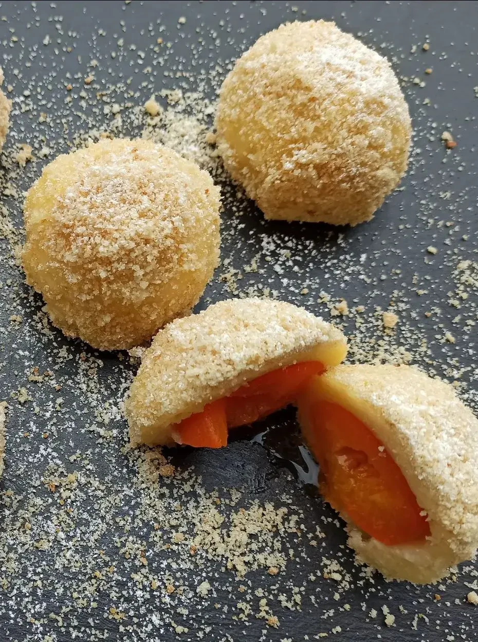 Knödel mit Marillen
