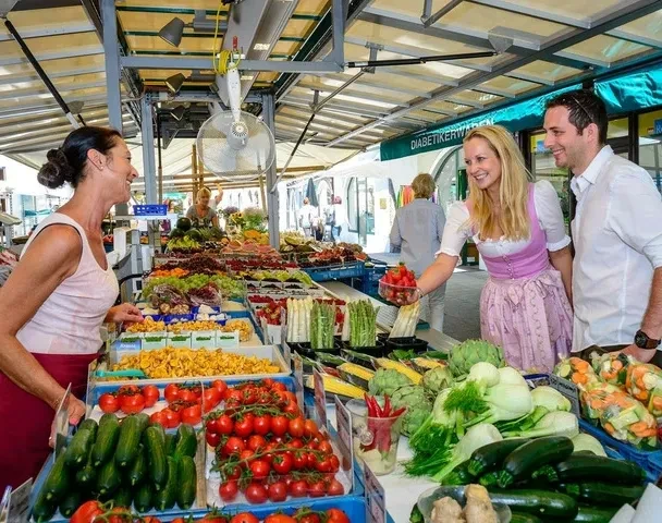 Grünmarkt in Salzburg | © Tourismus Salzburg GmbH, Breitegger G.