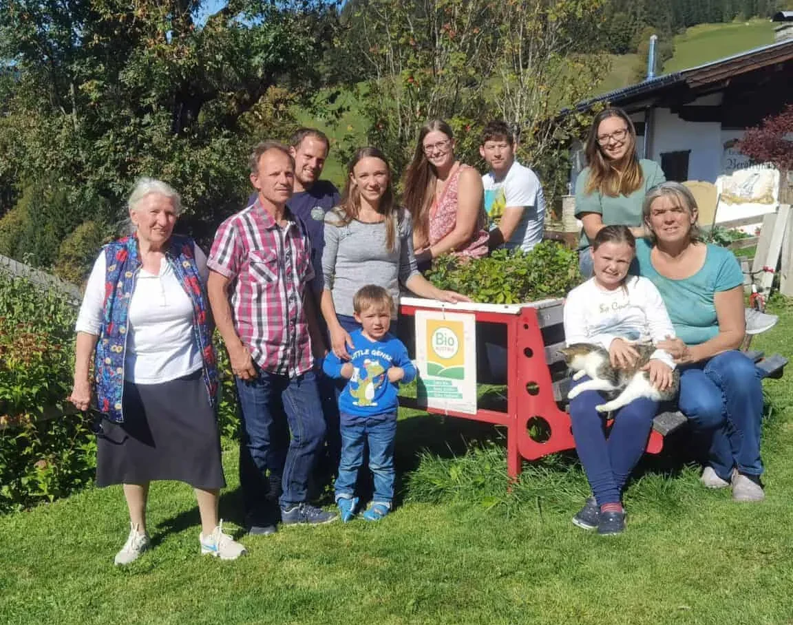 Familienbild im Garten