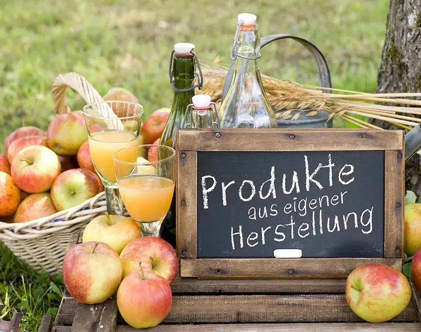 Produkte aus eigener Herstellung gibt es ab Hof.