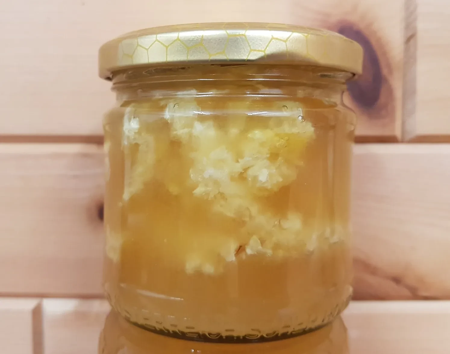 Wabe im Glas Honog Imkerei Bründl