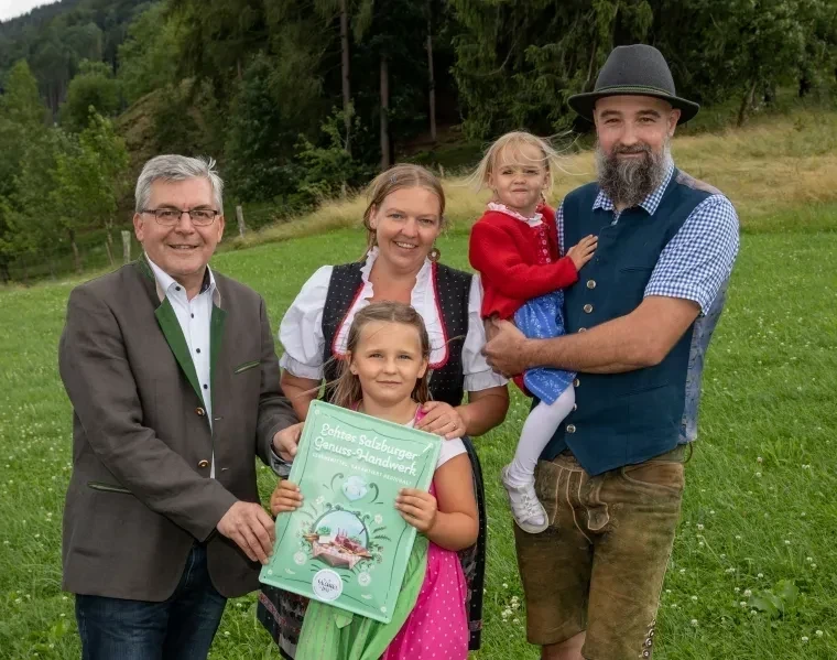 Familie Aschbacher, Scharfetter
