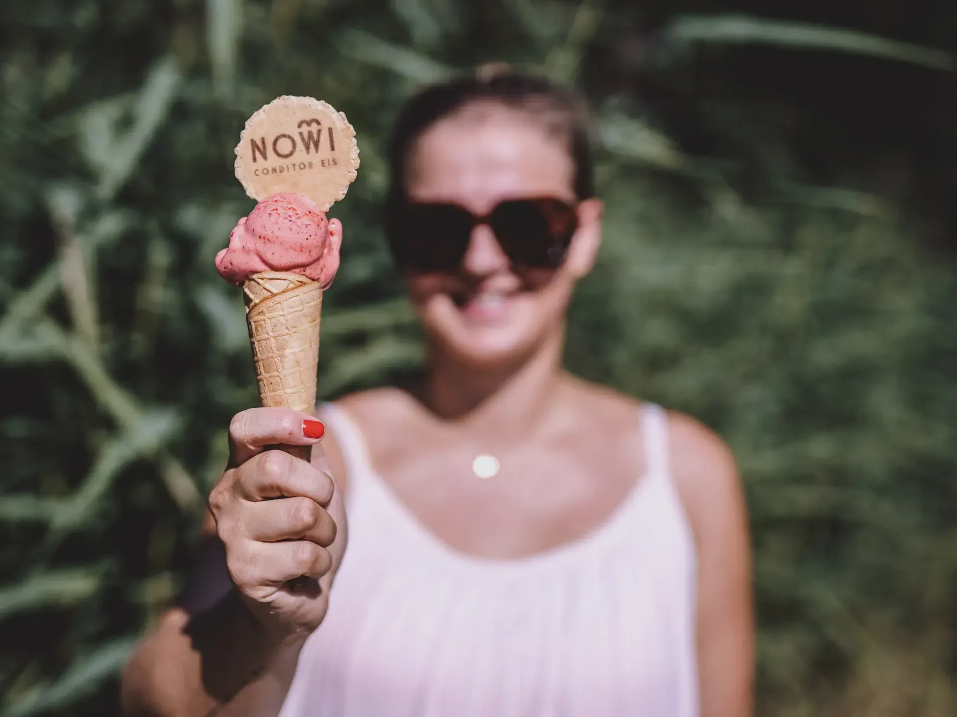 Nowi Eis. Sommer. Regionaler Eisgenuss aus dem Pinzgau. Auhof
