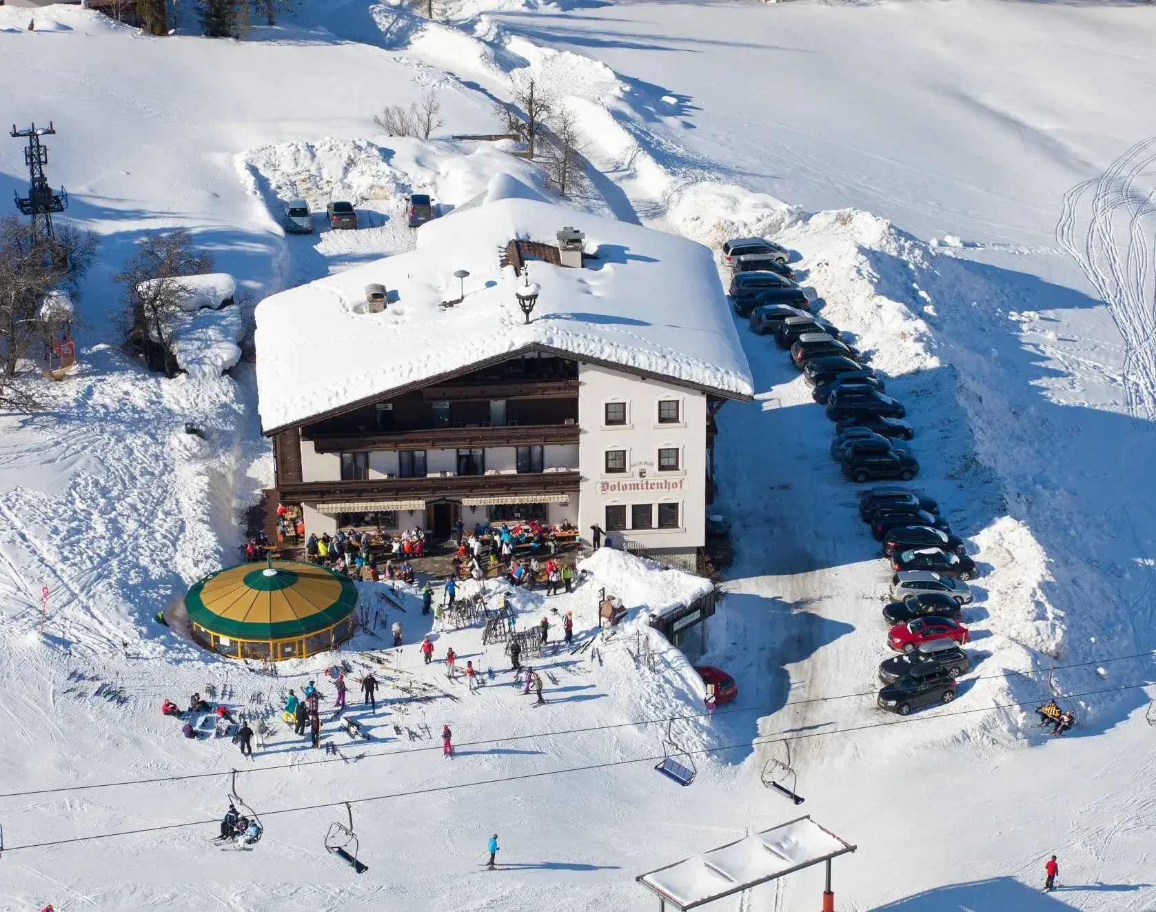 Dolomitenhof Winter © Privat