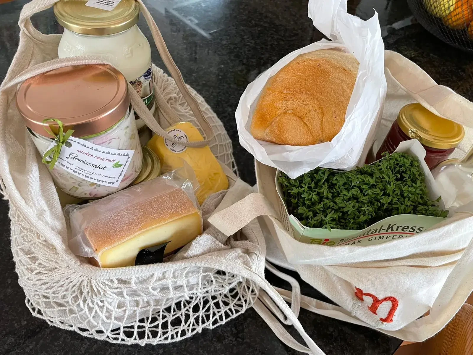 Einkaufstaschen Dorfmarkt Piesendorf