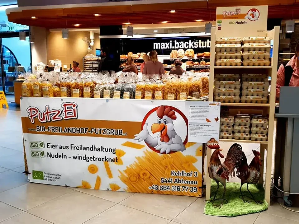 Verkaufsstand von Putz Ei im Einzelhandel
