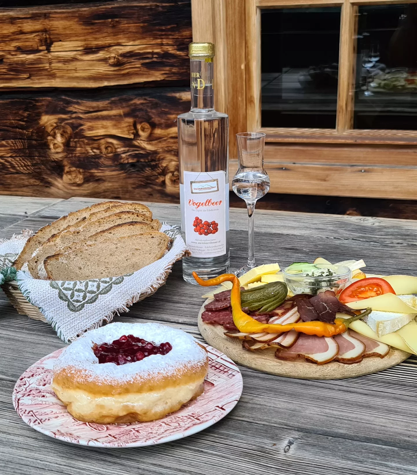 Regionale Schmankerl auf der Draugsteinalm