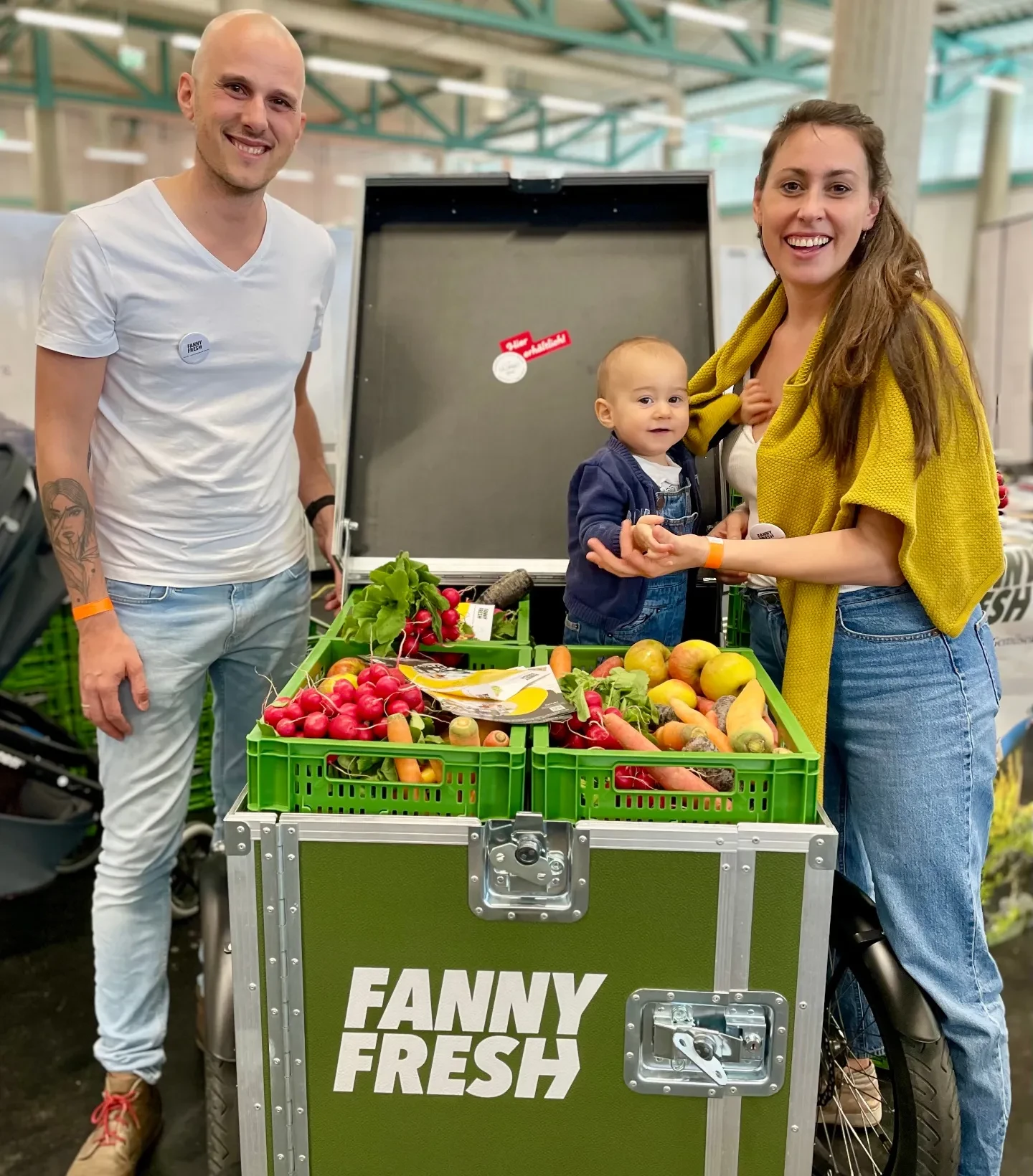 FannyFresh - Franziska & Michael mit ihrem Liefer-Fahrrad