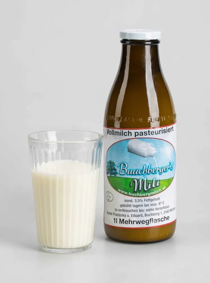 Pasteurisierte Frischmilch von Buachberger's Mili in Mattsee