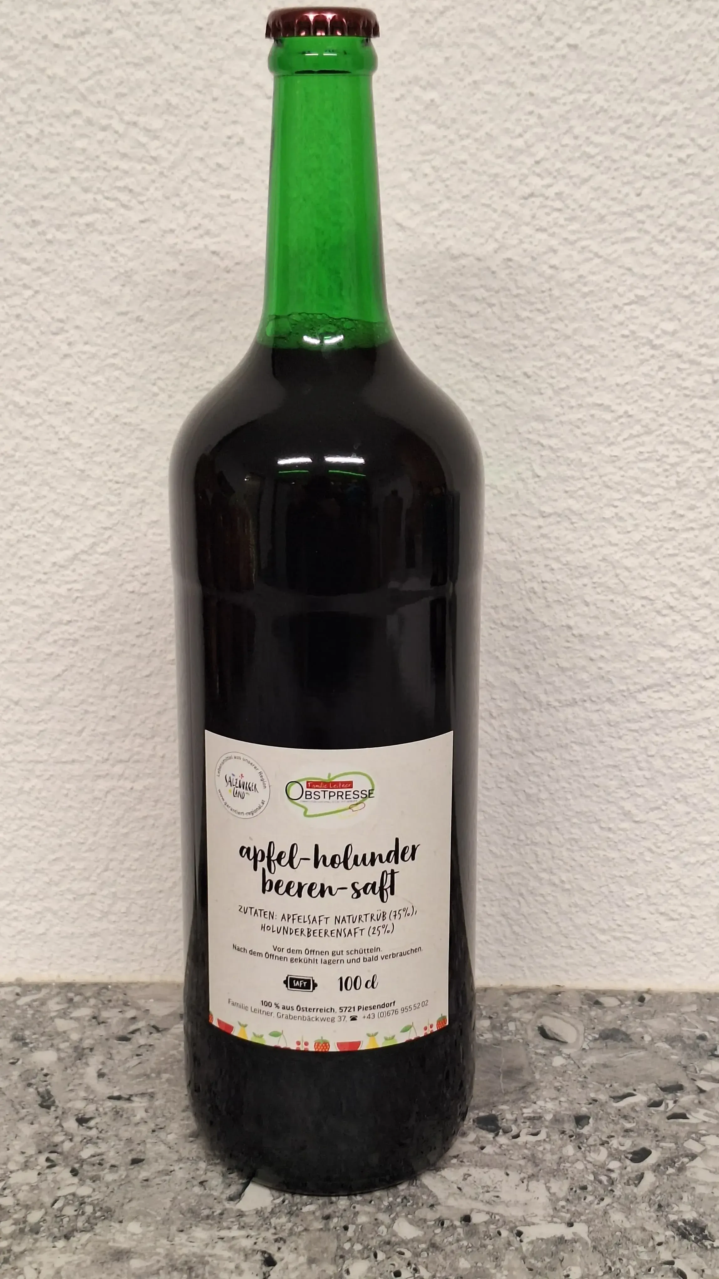 Apfel-Holunderbeerensaft von Obstpresse Leitner in Piesendorf