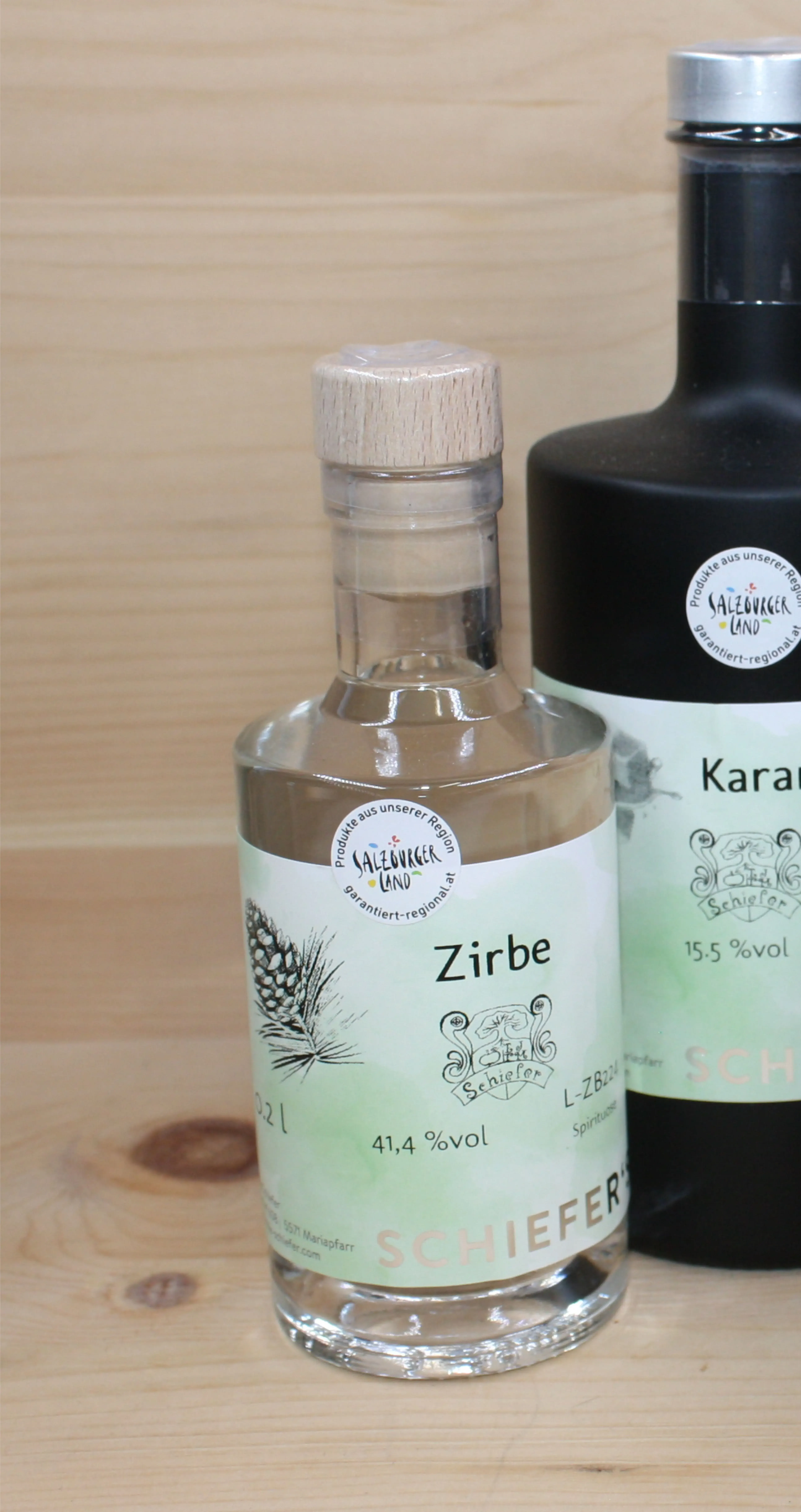 Zirbenschnaps von Familie Schiefer OG in Mariapfarr